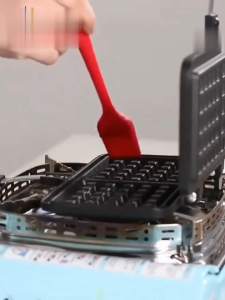 Waffle Maker / Cetakan Kue Egg Waffle