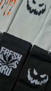 Kaos Kaki Oldschool Motif Skate Merk Panjang Premium - Hosela Project