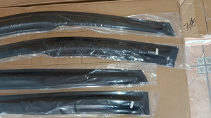 Toyota 2023 2024 2025 2026 Yaris Hiatchback / Yaris Cross High Quality Black Door Visor. Rain Visor Rain Gutter
