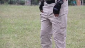 IX7 ผู้ชายกางเกงยุทธวิธีกันน้ำกางเกงคาร์โก้กองทัพกางเกงกีฬากลางแจ้งกางเกงเดินป่ากางเกงลำลองผู้ชายกางเกงปีนเขา