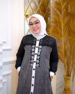 (COD) GAMIS KATUN LISTYA HITAM PUTIH GARIS BATIK CAP PREMIUM