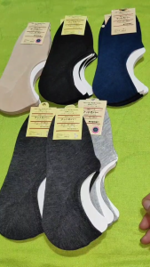 ถุงเท้าข้อสั้น ขนาดฟรีไซส์ มีหลายสีให้เลือก 1โหล12คู่ ครึ่งโหล6คู่ ผ้าดีใช้สบายเท้ามีสินค้าพร้อมส่ง