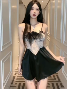 SATIN FABRIC ชุดนอนซาติน ชุดนอนกระโปรง ชุดนอน่ารัก 💫 มีหลายไซต์ M-5XL นน 40-100kg  🌸 ช่วงบนแต่งลูกไม้ กระโปรงเรียบนุ่ม มีให้เลือกหลายสี S-697