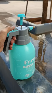 STOK TERBATAS .!  Botol Alat Semprotan 2L Disinfektan Tanaman Air Burung Sprayer 2 Liter - WARNA LIMITED