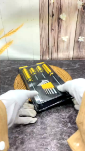 LIVING HOME Obeng Set 9 in 1 Praktis Mudah Digunakan Repair Tool Presisi Tahan Lama Obeng Set Kunci L Obeng Panjang dan Obneg Pendek Plus Minus Screwdriver With Hex Key Repair Tool