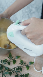 SAMONO Hand Mixer 7 Tingkat Kecepatan Pengaduk Adonan Kue Garansi Resmi 1 Tahun SW-HM120A