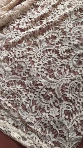 Vải Ren Hoa Màu Kem Cafe Khổ 1m5 - Chất Mềm Mỏng Co Giãn Nhẹ Rũ - May Váy Đầm Áo Kiểu