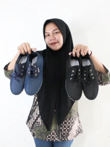 RUIMO Sepatu Slip on Brokat Jaring Korean Style Premium/ Sepatu Fashion NEW - M3