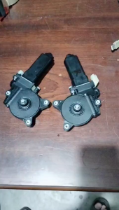 Mô tơ lên xuống kính xe HYUNDAI Mighty HD65 HD72 HD80. Lắp như ZIn nguồn 24V