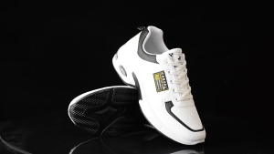 Korean white shoes chunky sports sneakers for men leather material combination semi Mens Casual Shoes Sports Lowcut Top trending sneakers