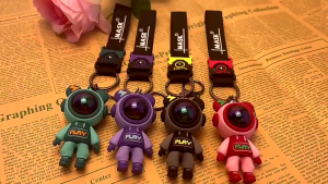 Lightning Bear Keychain Couple Doll Pendant Cartoon Astronaut Astronaut Internet Celebrity Car Key Chain Gantungan Kunci