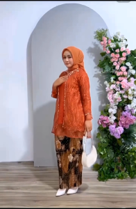 STELAN DAN ATASAN TUNIK SPRIKEL TILE/STELAN TUNIK REMAJA SPRIKEL TILE MUTIARA/TUNIK MODERN/TUNIK TILE MUTIARA