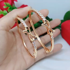 Gelang Tangan Bangle Wanita Titanium Xuping Perhiasan Aksesoris Fashion Lapis Emas Anti Karat GB44