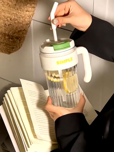 Tumbler Aesthentic Botol Minum Model Gelas Dengan Pegangan Gagang Free Sedotan