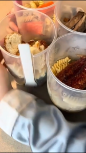 WARS Botol Tempat Salad Dengan Garpu Cup Salad Protable