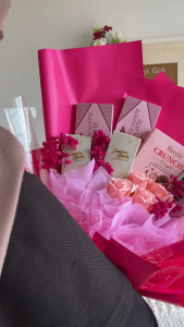 Cookie Chocolate Flower Bouquet - Minimum RM75 Gift Food HALAL