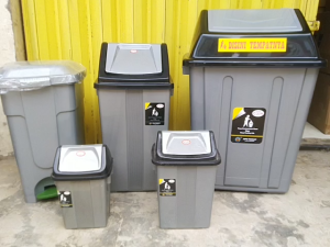 Kotak sampah ber tutup 100 - 42 - 10 - 5 liter / MPW / Plastik