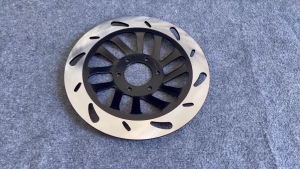 Thắng Dĩa Trước Suzuki Gz150a