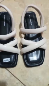 AG - Sepatu Sandal Wanita Flat LUSI Model Silang dua Tali Strap Belakang Teplek