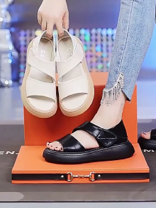 Sandal Platform Wanita Mode Polos Kasual SSK 2449