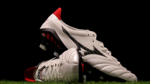 【Ready Stock】Morelia Neo 3 FG Football Shoes Boot Bola Soccer Shoes Kasut Bola（Size：39-44）