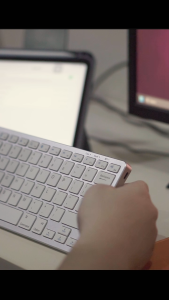 JEQANG Keyboard Bluetooth 3 in 1 Wireless Keyboard untuk PC, Android & Apple