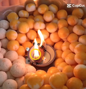 เนื้อนวลไข่เค็ม และเนื้อนวลไข่เค็มงาขี้ม่อน