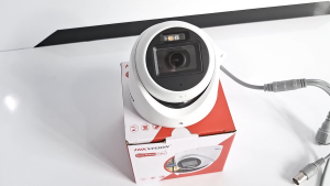 DS-2CE76K0T-LMFS(2.8mm)(O-STD) กล้องวงจรปิด Hikvision HDTVI Dual-Light 5MP จำนวน2ตัว