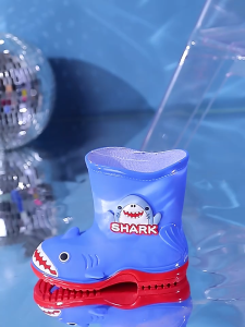 Discover the Best Detachable Rain Shoes & Non-slip Waterproof Boots for Kids