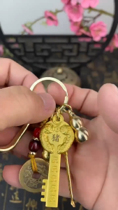 风水 已開光 纯黄铜开财库钥匙扣 Feng Shui Twelve Zodiac Key Pendant 送登山扣和朱砂 十二生肖开金库钥匙挂件 葫芦 五帝钱 貔貅 ﻿