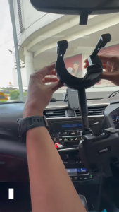 MOXOM MX-VS72 REARVIEW MIRROR PHONE HOLDER