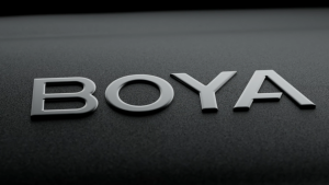 【Free charging case】BOYA Omic Mini Wireless Lavalier Microphone for phone Auto Noise Cancellation External Portable Clip on Lapel Mic for Interview Recording YouTube Live Streaming Vlog with Cute White button shape