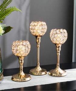 【COD】New Arrival 3 Height Golden Crystal Tea Light Candle Holder Set Romantic Dinner Table Sparklers Wedding Decor Candelabra Tealight Candlestick