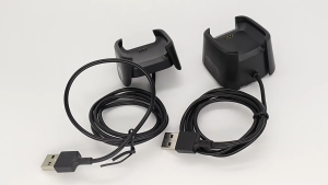 Portable USB Magnetic Charger Dock Adapter For Fitbit Versa 3 Fast Charging Power Cable For Fitbit Sense Smartwatch Accessories USB Charger for Fitbit Versa 2 Health Fitness Smart Watch Replacement USB Charging Cable Dock Stand for Fitbit Versa