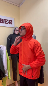 SAIBER - Jaket Pria Olahraga Hoodie Outdoor Pelindung Matahari Warna Abu