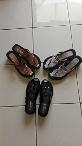 Sandal Wedges Wanita Jepit Manohara: Nyaman & Elegan