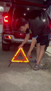 [HCM] Biển Cảnh Báo Nguy Hiểm Biển Tam Giác phản quang cảnh báo cho xe hơi gấp gọn tiện lợi Randy