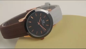 Box Exclusive Jam Tangan WD 2 Color VA-819DA / Jam Tangan Fashion Wanita Tali Rubber Diameter 37 cm