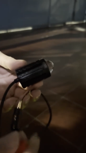 Lampu Tembak Laser 2 Warna Putih Kuning / Lampu LED Motor Super Terang Waterproof