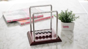 Đồ Chơi Con Lắc Newton Size Lớn Xã Stress Con Lắc Dao Động Trang Trí Bàn Học Bàn Làm Việc