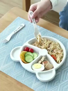 MM Peralatan Makan Anak Set 3-Piece Bentuk Bear Tempat Makan Bayi Bahan Jerami Baby Feeding Set Cartoon Tableware Piring Garpu Dan Sendok
