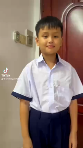 Áo Sơ Mi Trắng Nam Phối Viền Xanh Đen-Chất Vải Kate Silk Mềm Mại Dành Cho Học Sinh Cấp 12- Hình Thật