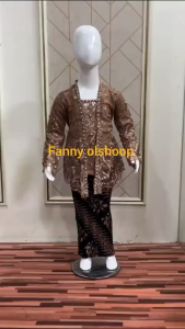 Setelan Kebaya Anak Brukat kondangan dan pesta bisa di pakai untuk acara formal lain nya motif sr maron