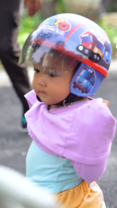 Helm Anak Bayi Karakter Untuk Usia 1-5 Tahun SNI Motif Mixue