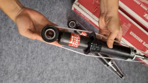 [GIÁ 1 CẶP] Phuộc Sau Altis 2008-2014 Thương hiệu KYB 341363/341448