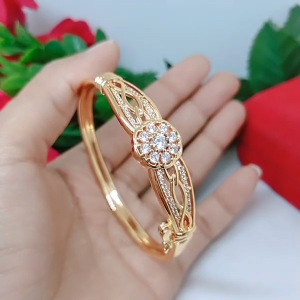 Gelang Tangan Bangle Wanita Titanium Xuping Perhiasan Aksesoris Fashion Lapis Emas Anti Karat R6-6C