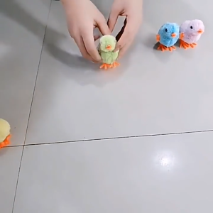 Đồ chơi gà con lên dây cót vui nhộn cho chó mèo (mẫu mới) - Love Pets Shop