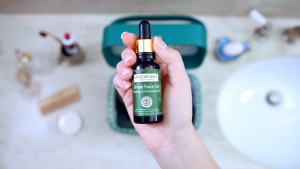 Antipodes Divine Face Oil Rosehip Oil & Avocado Oil – Anti-Ageing Face Oil to Address Appearance of Fine Lines & Wrinkles - 30ml