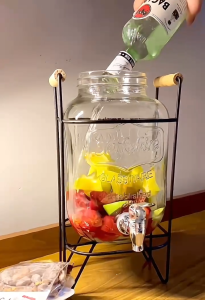 Juice drink glass jar dispenser Beer bucket Drink bucket with standing and faucet