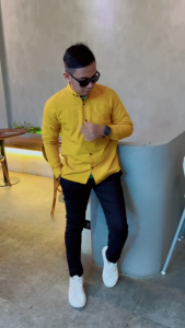 Kemeja Lengan Panjang Warna Mocca & Abu: Pilihan Terbaik untuk Acara Sehari-hari